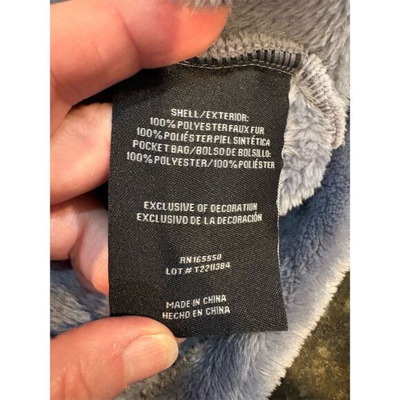 32 Degrees Women's Gray Plush Faux Fur Jacket Size M - Picture 9 of 10